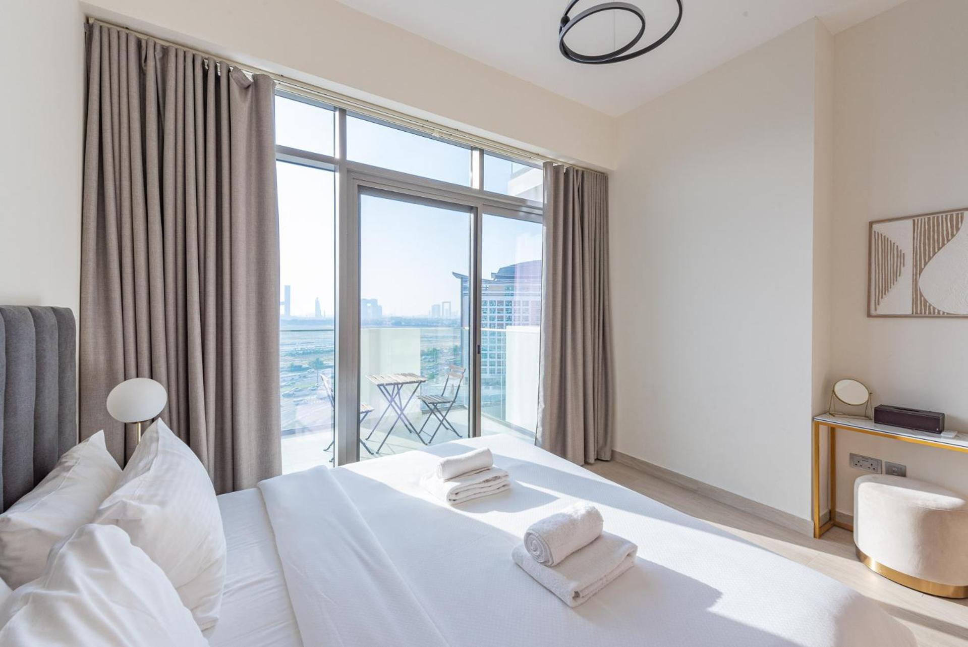 Appartamento Cozy & Convenient 1Br Haven In Al Jaddaf Dubai Esterno foto