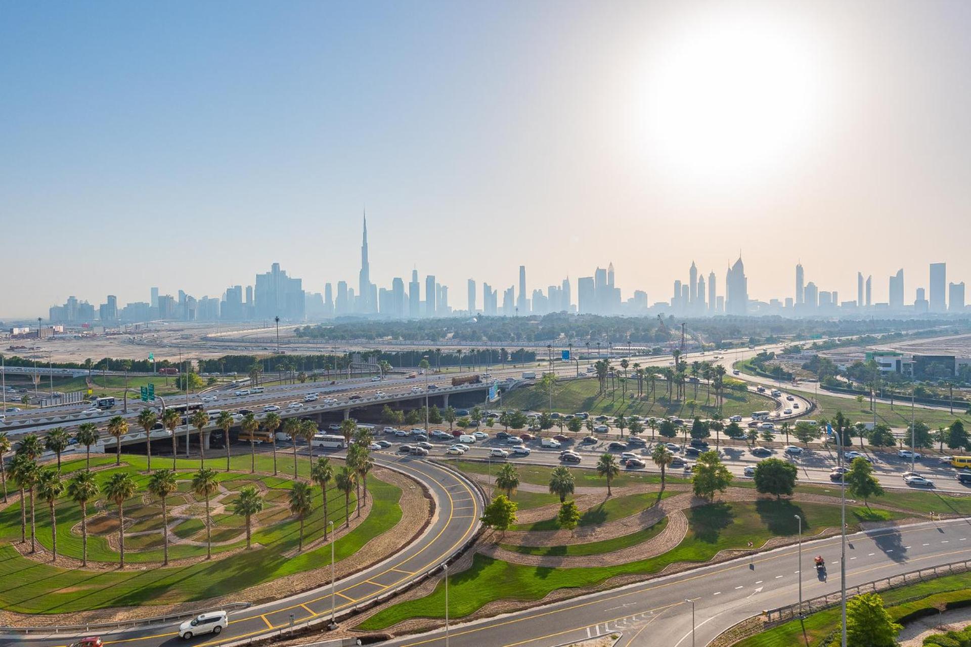 Appartamento Cozy & Convenient 1Br Haven In Al Jaddaf Dubai Esterno foto